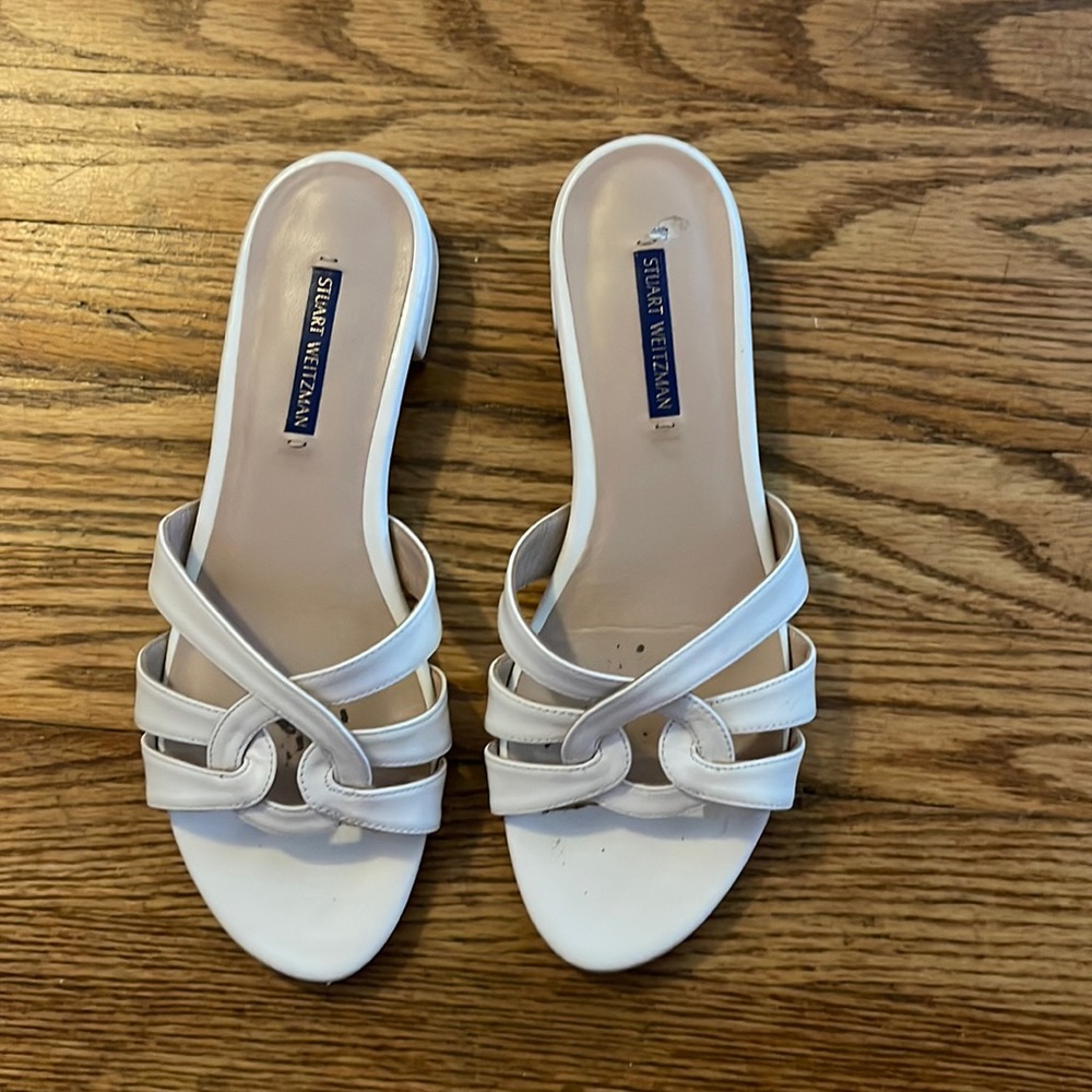 Stuart Weitzman white leather flats only used a few time